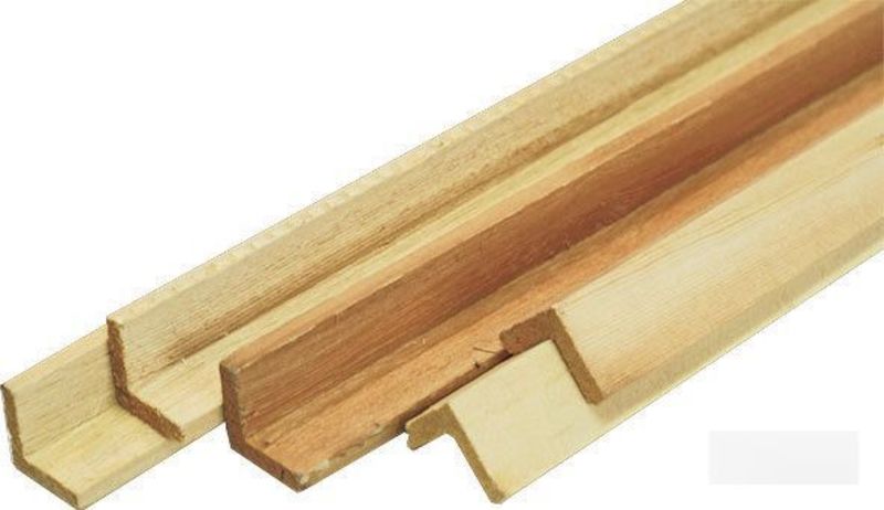 Уголок,хвоя,прямой,20*20 мм,срощенный 2,5 м